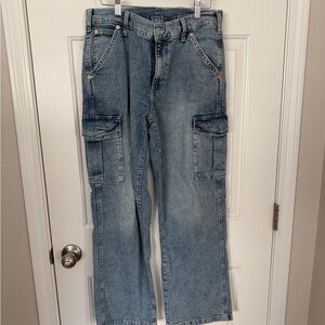 GAP Mid Rise '90s Loose Cargo Jeans